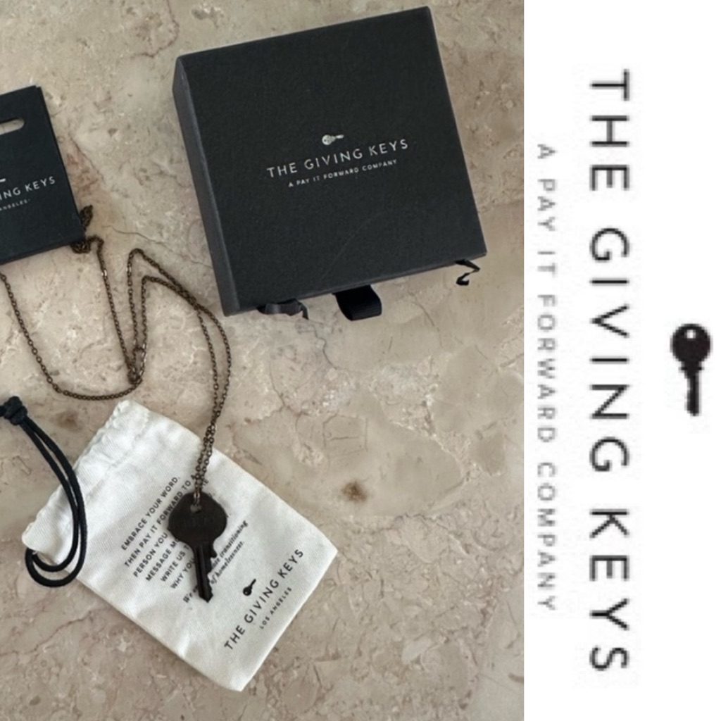 The Giving Keys - Nib Black “Dream” Key